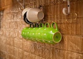 Escape Backpackers KK