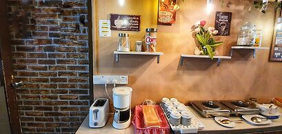 Escape Backpackers KK