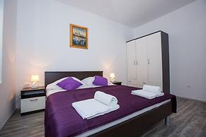 Apartments Villa Roza