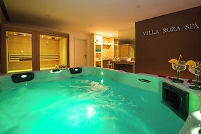 Apartments Villa Roza
