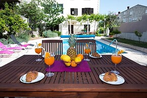 Apartments Villa Roza