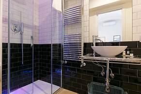 Trevi Contemporary Suite