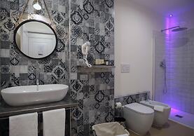 Trevi Contemporary Suite