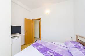 Apartments & Rooms Barisic