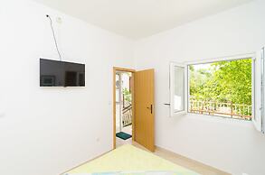 Apartments & Rooms Barisic