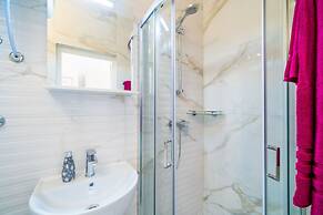 Apartments & Rooms Barisic