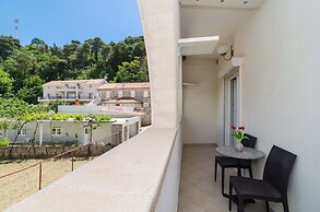 Apartments & Rooms Barisic