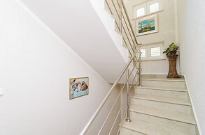 Apartments & Rooms Barisic