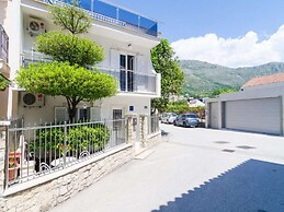 Apartments & Rooms Barisic