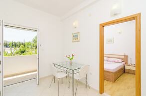 Apartments & Rooms Barisic