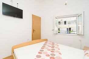 Apartments & Rooms Barisic