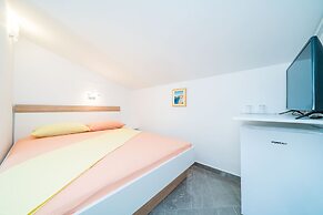 Apartments & Rooms Barisic