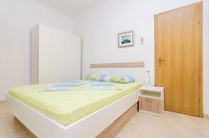 Apartments & Rooms Barisic