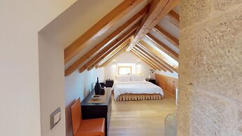 Riva and Diocletian Apartments