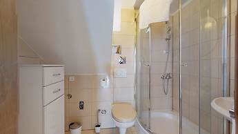 Riva and Diocletian Apartments