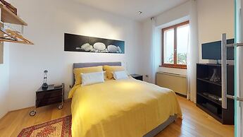 Riva and Diocletian Apartments