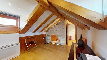 Riva and Diocletian Apartments