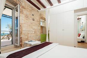 Riva and Diocletian Apartments