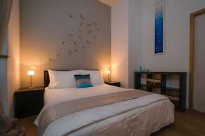 Riva and Diocletian Apartments