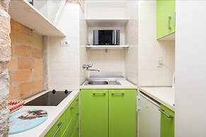 Riva and Diocletian Apartments