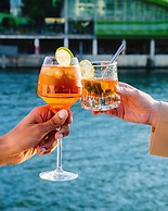 VIP Paris Yacht Hotel