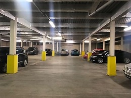 3 Bedroom Penthouse - City Centre Suites