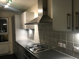 3 Bedroom Penthouse - City Centre Suites