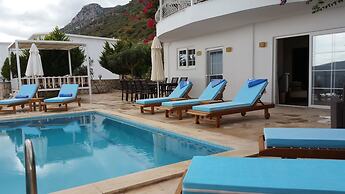 Paradise Kalkan Villalari