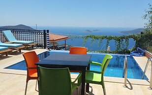 Paradise Kalkan Villalari