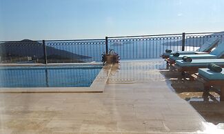 Paradise Kalkan Villalari