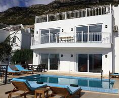 Paradise Kalkan Villalari