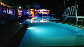 Paradise Kalkan Villalari