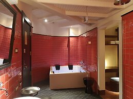 La França Travellers - Adults Only