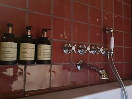 La França Travellers - Adults Only