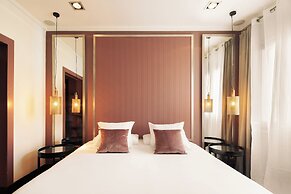 La França Travellers - Adults Only