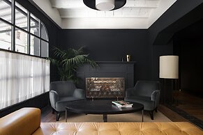 La França Travellers - Adults Only