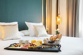 La França Travellers - Adults Only