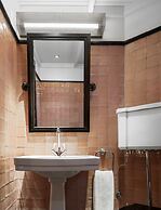 La França Travellers - Adults Only