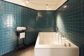 La França Travellers - Adults Only