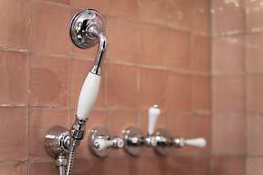 La França Travellers - Adults Only