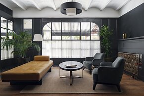 La França Travellers - Adults Only