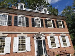 Miller-Dunham House Bed & Breakfast