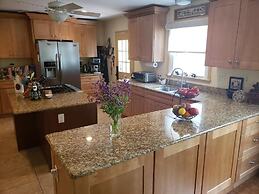 Miller-Dunham House Bed & Breakfast