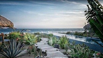 Samora Luxury Resort