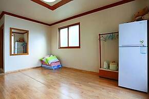 Yeongheungdo Seayard Pension