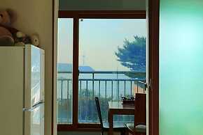 Yeongheungdo Seayard Pension