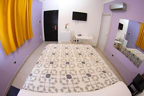 FrioHot Hotel