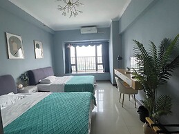 Yi Long International Apartment