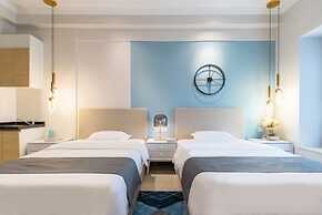 Yi Long International Apartment