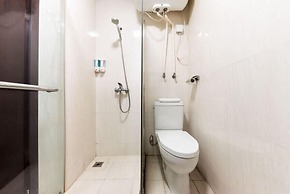 Yi Long International Apartment